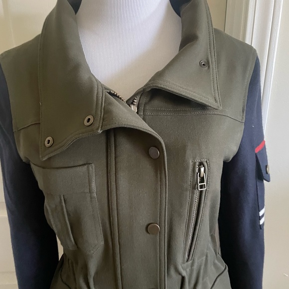 Gorgeous Veronica Beard military style 2-tone jacket - Picture 13 of 16